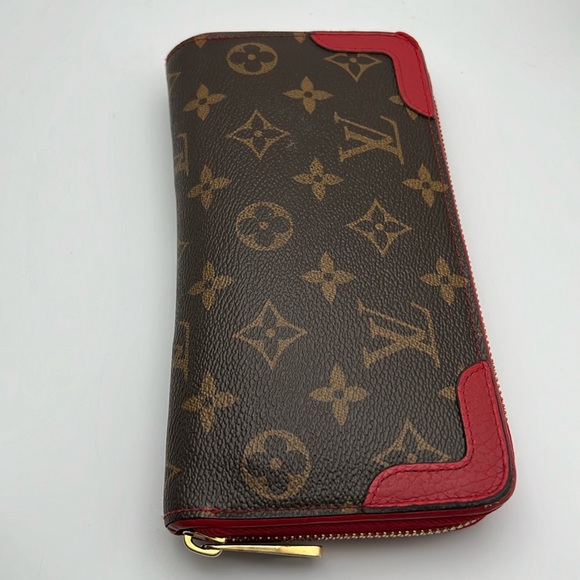 LOUIS VUITTON Zippy Long Wallet Retiro Around Monogram M61854 Red Cerise Purse - Picture 4 of 17